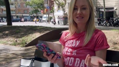 
Sicilia gets cash and great fuck