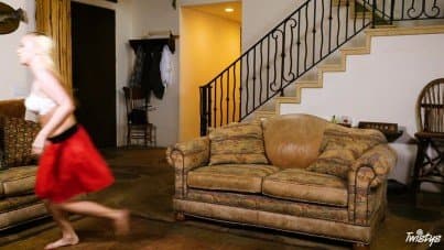 
the bra looks too hot