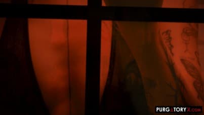 
smokin ass deserves a praise