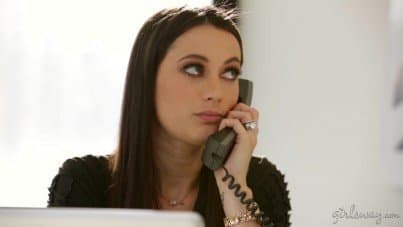 
unexpected pussy licking under the table