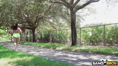 
dick-trap and creampie