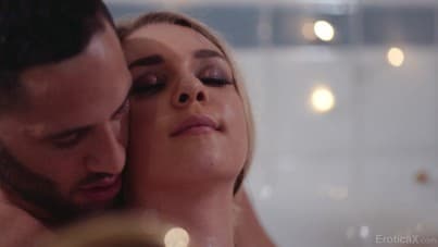 
sensual bathing with Gabbie Carter