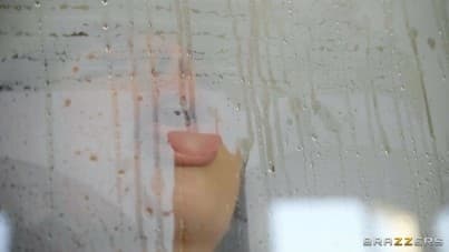 
Tru Kait's steamy lingerie shower