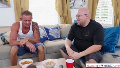 
tiny girl seduces brutal man