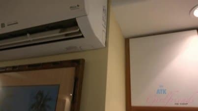 
cumming inside Piper Perri