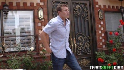 
cum shot on Lilly's pussy, exxxtra small