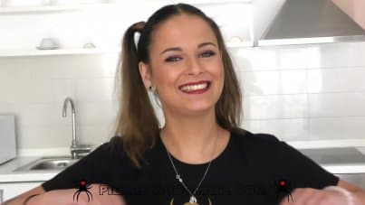 
Anett Tea, gangbang casting