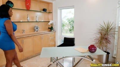 
all natural chubby ebony