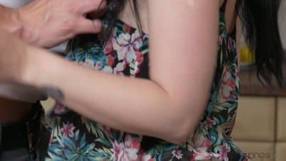 
sweet girlfriend spreads her legs in the kitchen