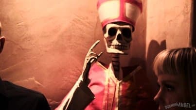 
dominance over horny teen