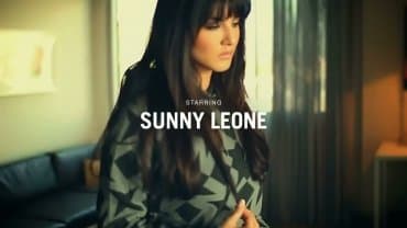 
Cafe Glow Sunny Leone Young Restless