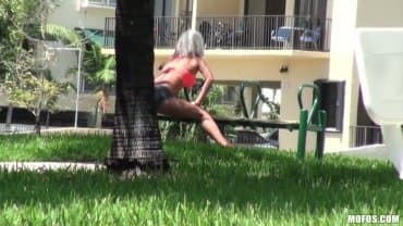 
Deadra Dee - Best Workout Ever