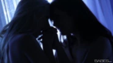 
Babes - Veronica Ricci & Lizzy Merova - Perfect Blue