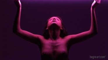 
Stasha â€“ Neon Light