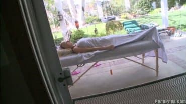 
Giselle Monet - Oily fuck