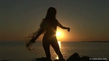 
MpL Stidios - Valentina - The Dance - by Alexander Fedorov (Video)