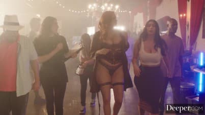 
it's too big for just one mouth