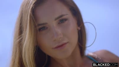 
diving in the pleasure holes