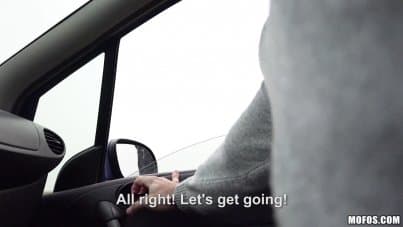 
girl agreed to have sex in the car