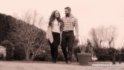 
very beautiful redhead babe