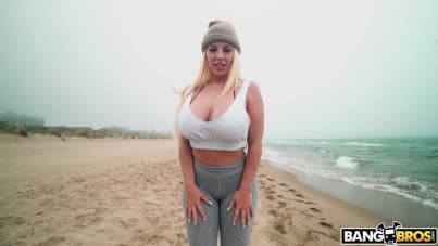 
it's a cold and windy day, perfect for public fuck