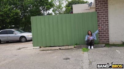 
get naked and fuck for these totally not fake money