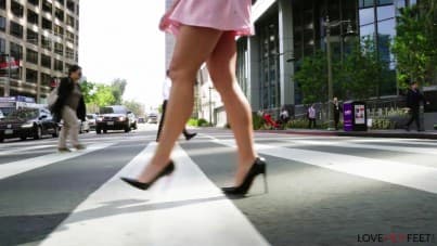 
Adriana Chechik, love her feet