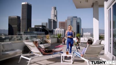 
Kenna likes to cheat, Kenna loves to fuck, 4K