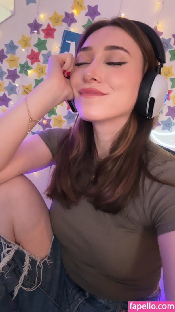 Click to view full size Angelica Trae Nude Leaks 3 Photos