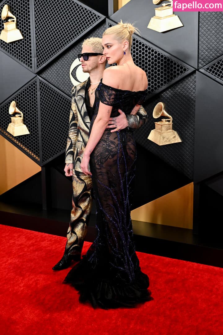 Click to view full size Charlotte Lawrence Nude OnlyFans Leaks 11 Photos