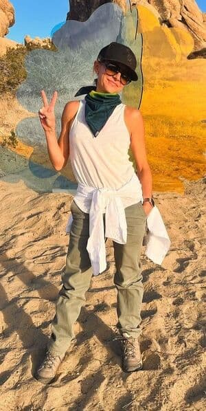 Click to view full size Christine Lakin Nude Leaks 3 Photos