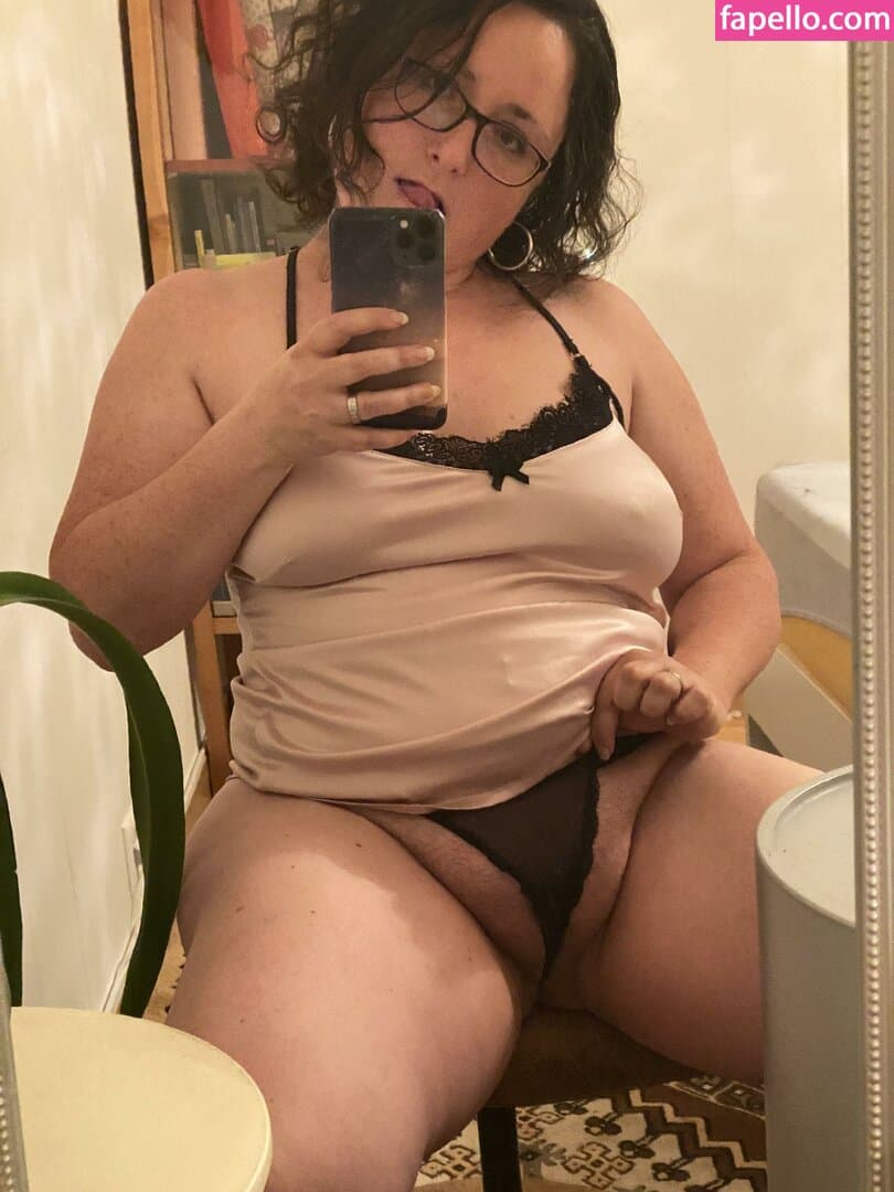 Click to view full size Cindy Graham Nude Leaks 6 Photos