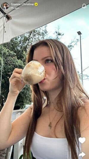 Click to view full size Gianna Christine Nude Leaks 3 Photos