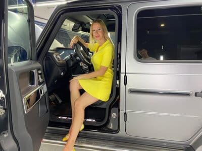 Click to view full size Lisa Rulit Nude OnlyFans Leaks 7 Photos