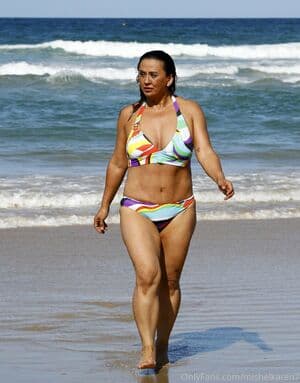 Click to view full size Mishel Karen Nude Leaks 19 Photos