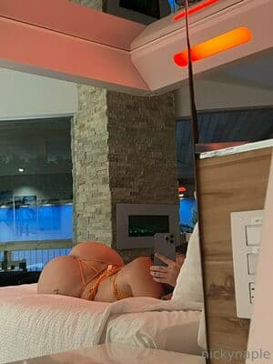 Click to view full size Nickynaple Nude Leaks 3 Photos