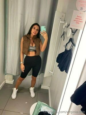 Click to view full size virginia-dee Nude Leaks 77 Photos