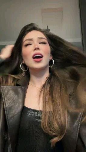 Click to view full size Arrasa Melody , novas video e fotos fofas...Melody a beleza gostosa !!!