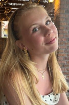 Click to view full size Pics and creepshots of my classmates