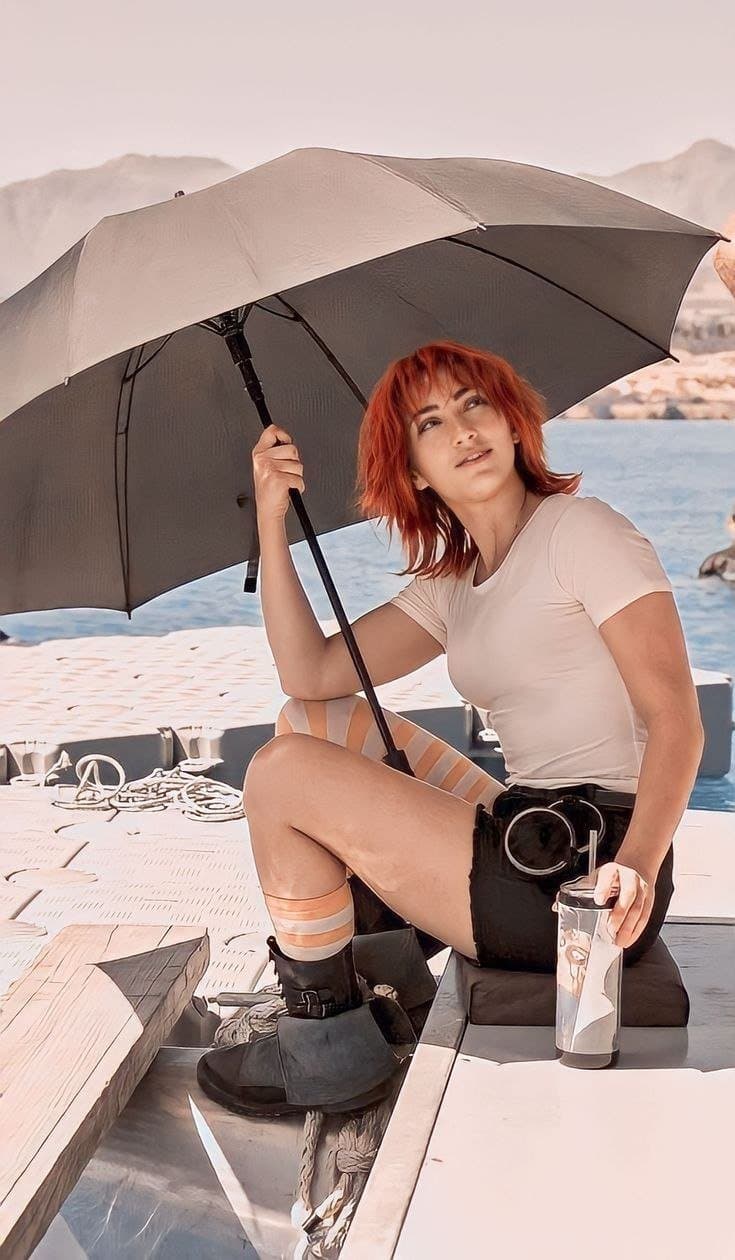 Click to view full size Nami live action ??
