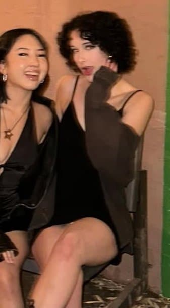 Click to view full size Crush took a pic sitting on my classmates lap so i’m posting her #jacksonrothchildfuckedmybitch