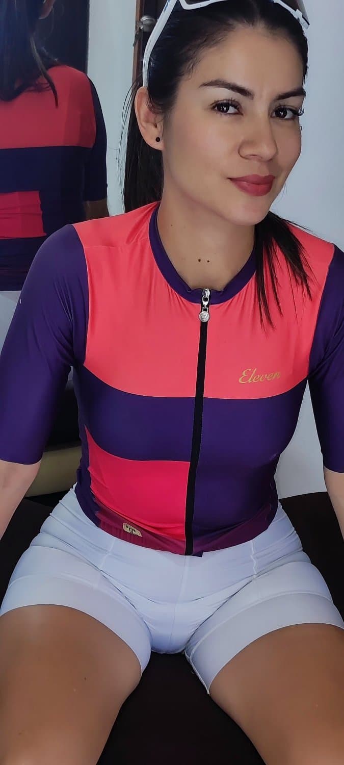 Click to view full size ¿alguien tiene contenido del Onlyfans de ella?? la milf CATALINA CRUZ mtb Chica ciclista