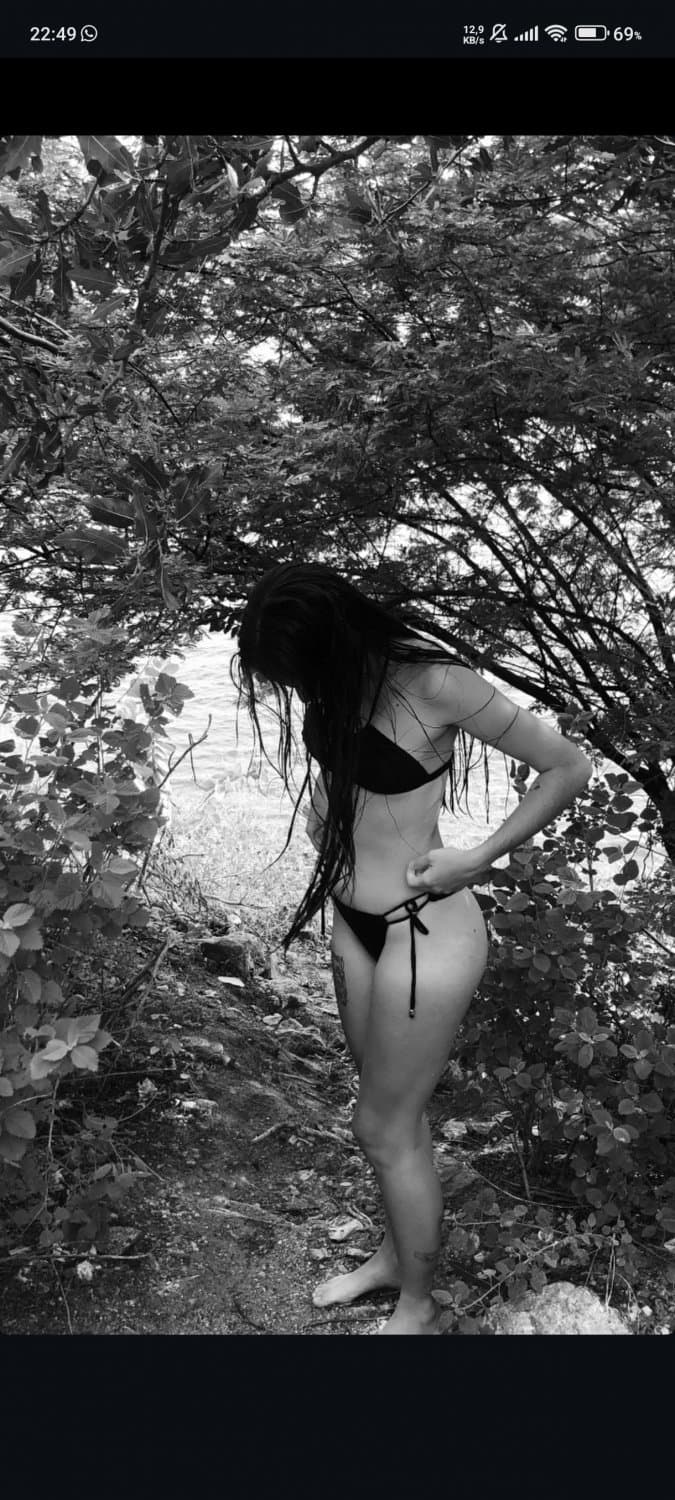 Click to view full size Um vez puta sempre puta