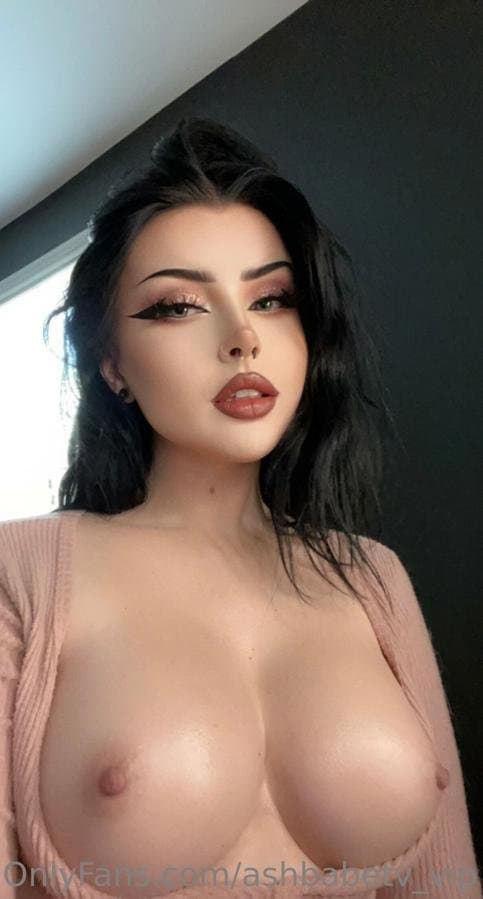 Click to view full size The things I would do to her