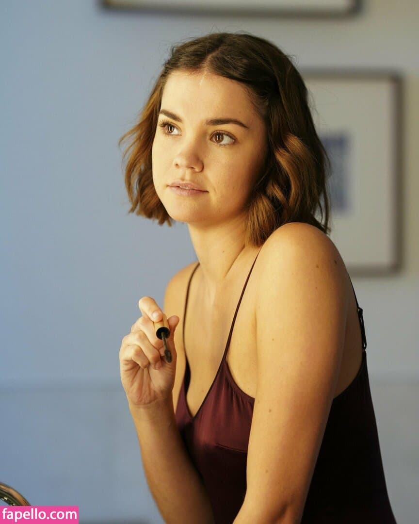 Click to view full size Maia Mitchell So Fucking Sexy with those Petite Suckable Tits & Hot Ass Great Edging material ??