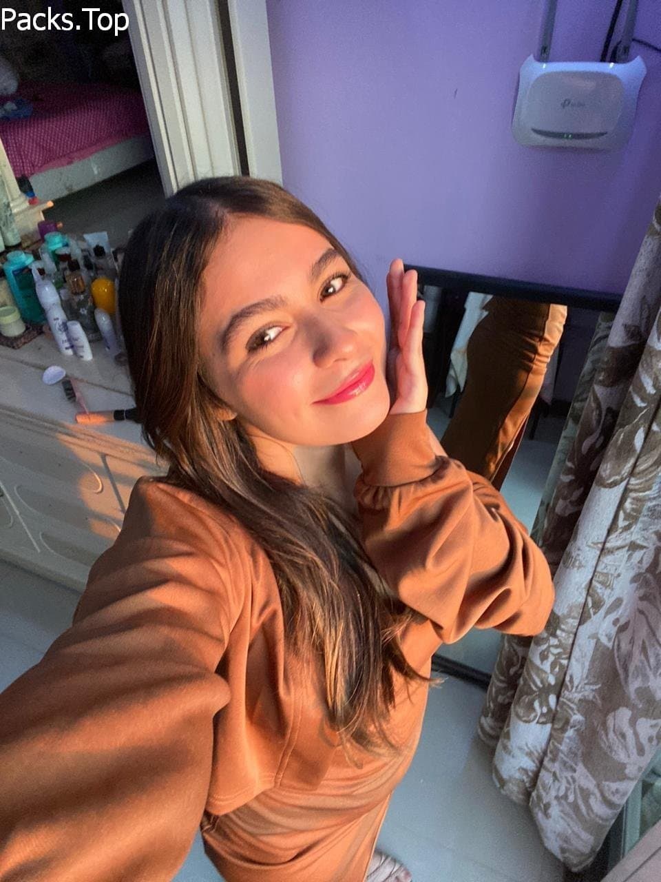 Click to view full size Odette