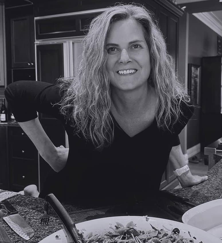 Click to view full size Irl snowbunny webslut Madisen is joined by her MILF mom Melissa and sexy sister Lindsey + ai. Dm/kik