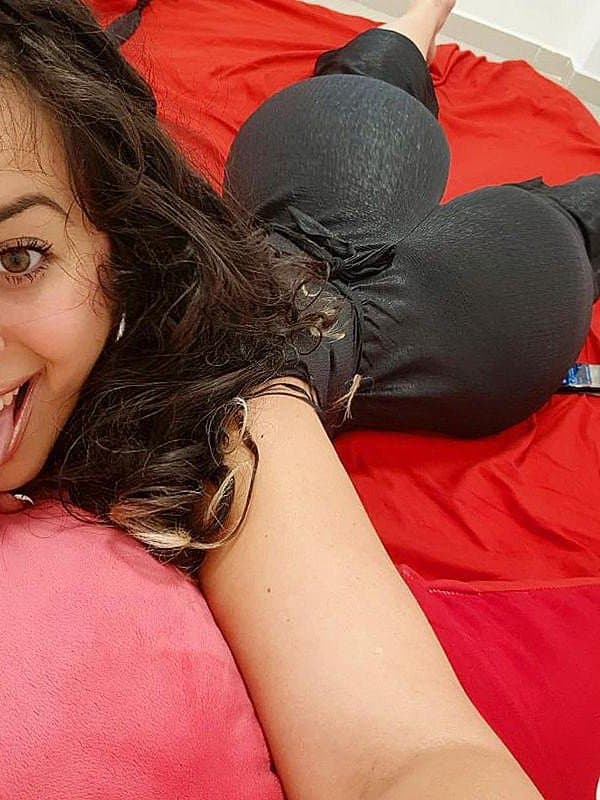 Click to view full size Heart Shaped Big Phat Ass ❤️