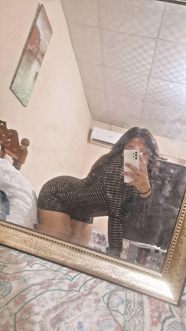 Click to view full size Adicta a la masturbación