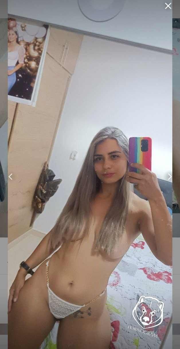 Click to view full size Pareja naturista teniendo sexo en un rio de la selva amazónica - Xpaja